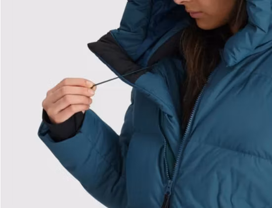 Women′ S High Quality Puffer Jacket OEM