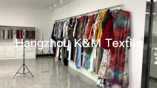 OEM Customized Women Fashion and Functional Superlight Medium Down Jacket High Neck Edged Fox Fur Fabric in Nylon and Microfibre Recycled Polyester